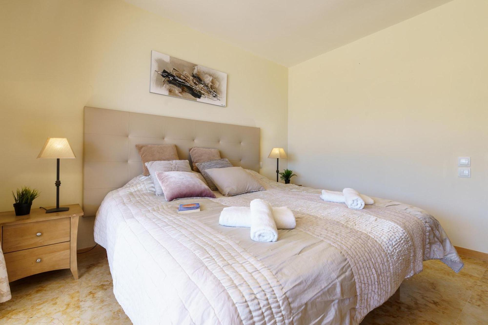 Mountain With Sea View And Pool - Happy Apartamento